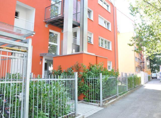 Apartment Mida Friburgo de Brisgovia Exterior foto